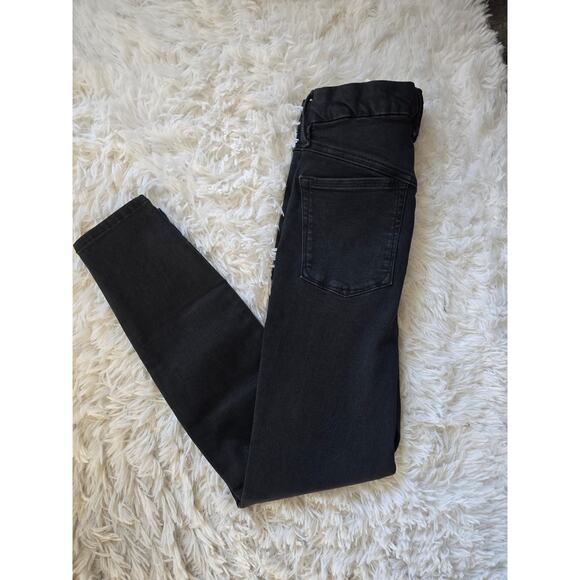 NWT Good American High-Rise Good Legs Jeans - Size A - Picture 6 of 6